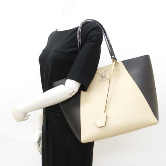 Louis Vuitton LockMe Cover Vannie Unoir Tote Bag - Picture 3 of 6